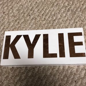 Kylie Cosmetics Royal Peach Palette, lightly used